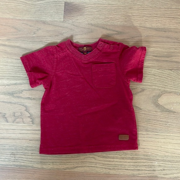 Tee - Picture 1 of 4